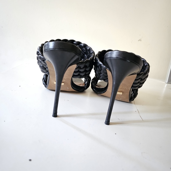 L'intervelle Leather Sandals - Picture 6 of 7